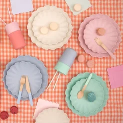 Meri-Meri Meri Meri Small Pink Reusable Bamboo Plates (Pack Of 6) -Children'S Home Furnishings Store GUEST 530c2601 eb70 450b a166 8904fa0b9238