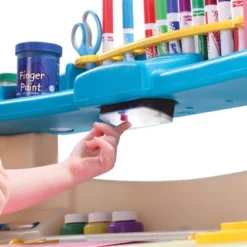 Step2 Deluxe Art Master Desk -Children'S Home Furnishings Store GUEST e175c262 d5dd 4d2e b913 5a882ceb725d